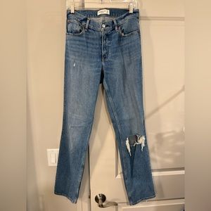 Abercrombie & Fitch Low Rise 90s Straight Jean, Medium Wash Distressed, Size 28L